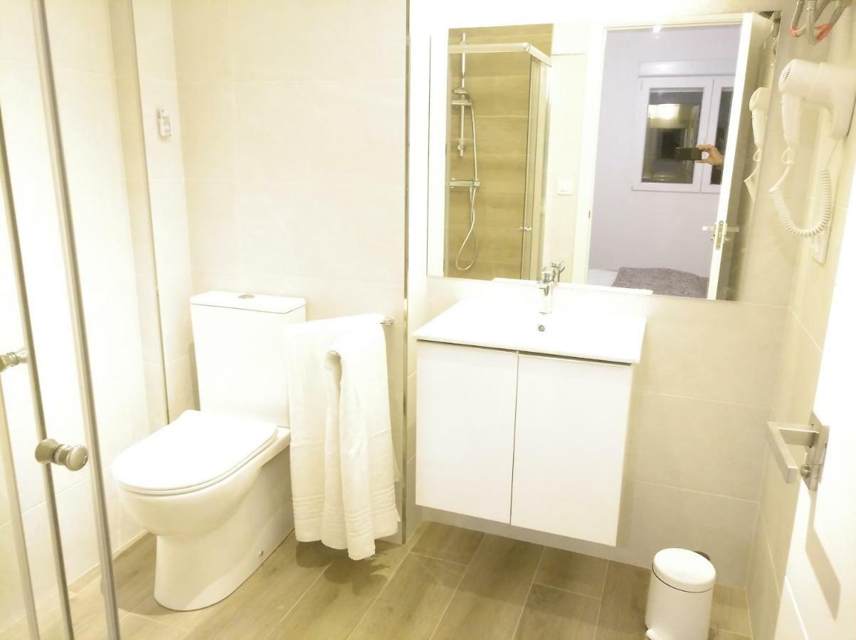 Apartamentos Poniente 비야누에바 데 아로사 외부 사진